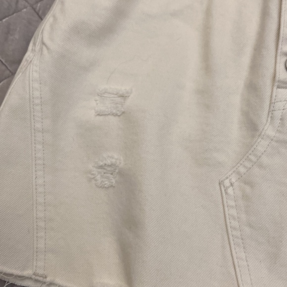 NWOT FREE PEOPLE CREAM SIZE 27 DISTRESSED MINI SKIRT - Picture 4 of 12